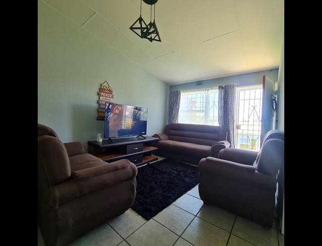 2 BEDROOM TOWNHOUSE FOR SALE IN NATURENA